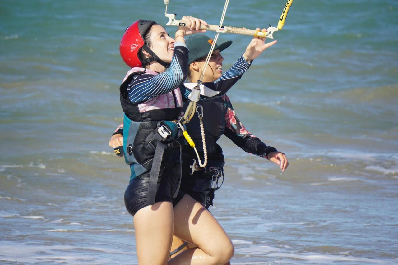 Bada Hostel & Kite School Cumbuco Luaran gambar